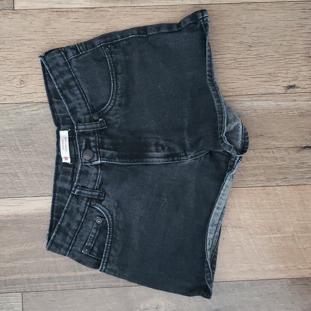 Levi's High Rise Shorty Short - Picture 2 of 7
